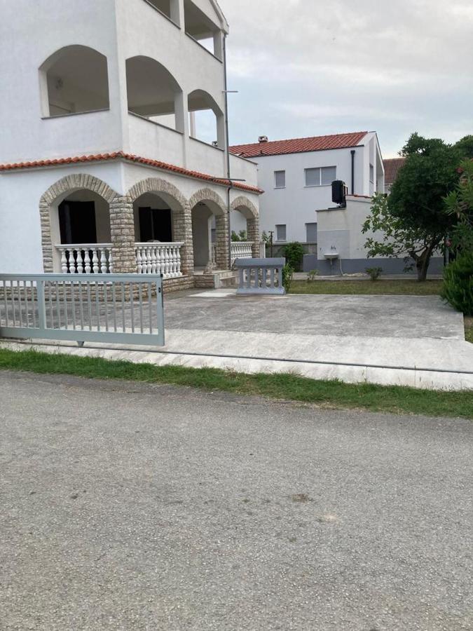 Beach Apartments Privlaka  Eksteriør billede